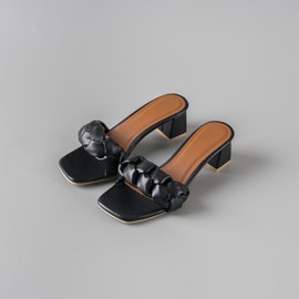 Heels | Premium Heels Renata | Hitam